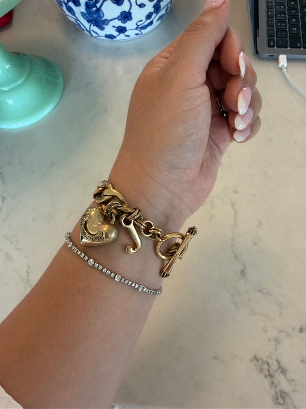 Juicy Couture Gold Heart Charm Link Bracelet